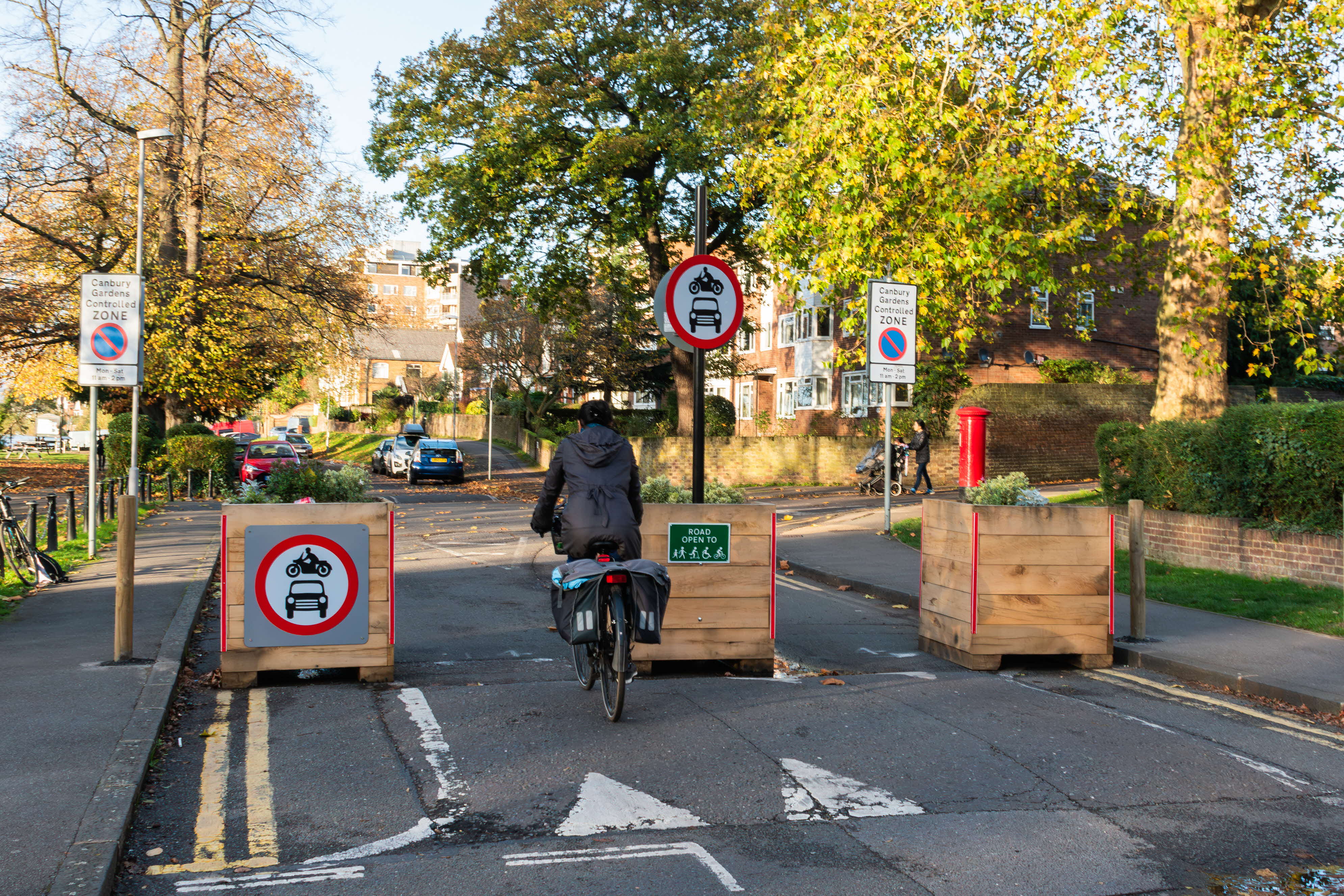 A road in London on a method to reduce traffic